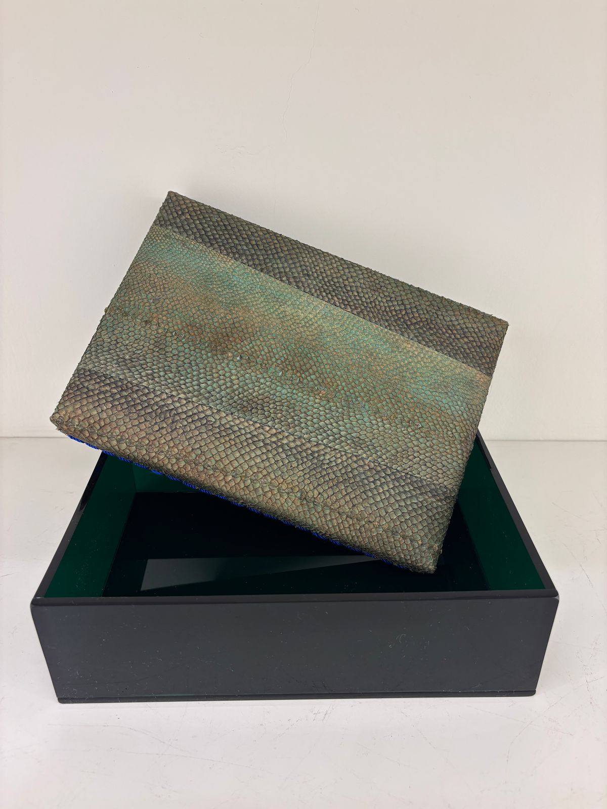 CAJA + TAPA AZUL ACRILICO