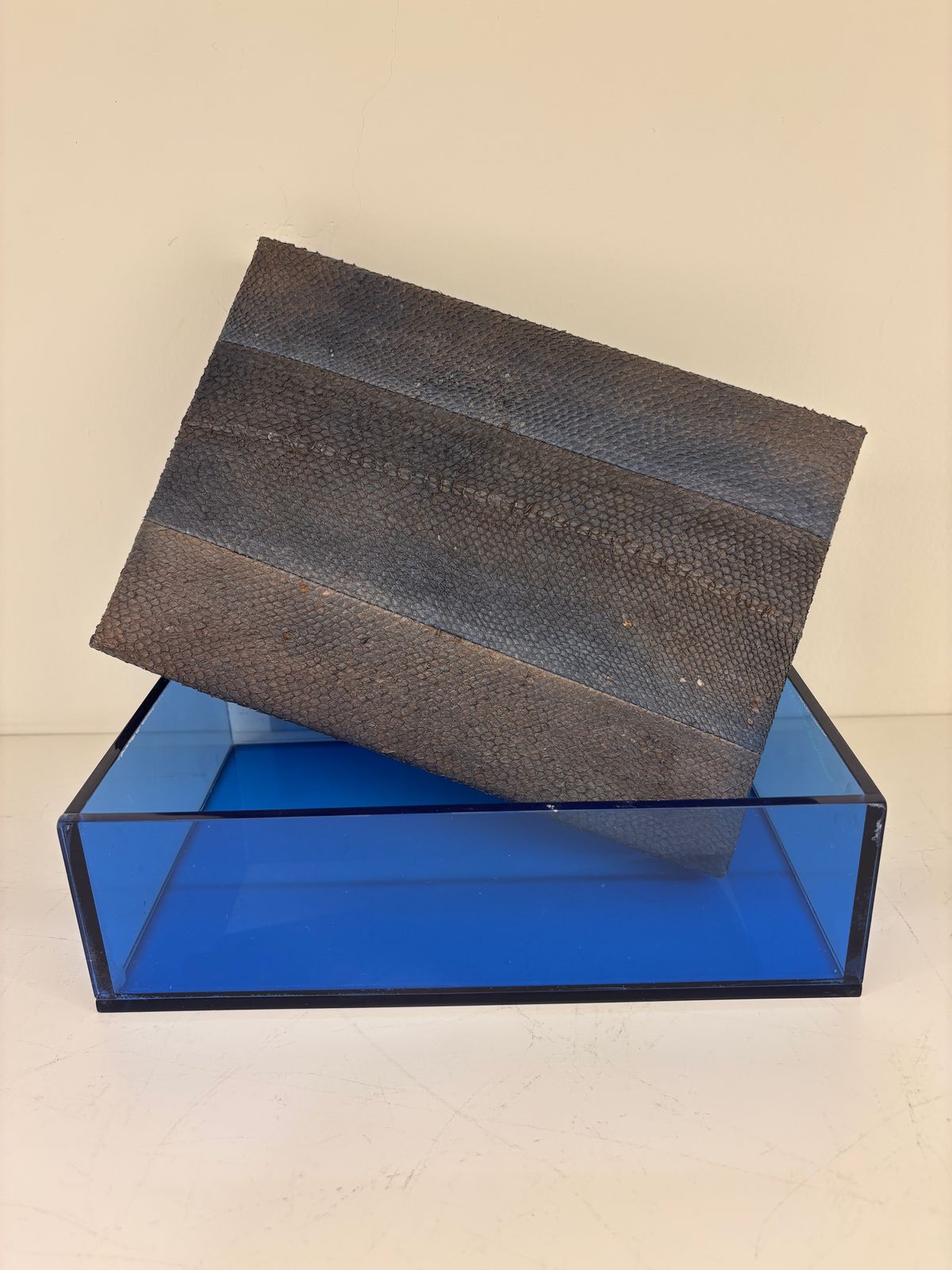 CAJA + TAPA AZUL ACRILICO