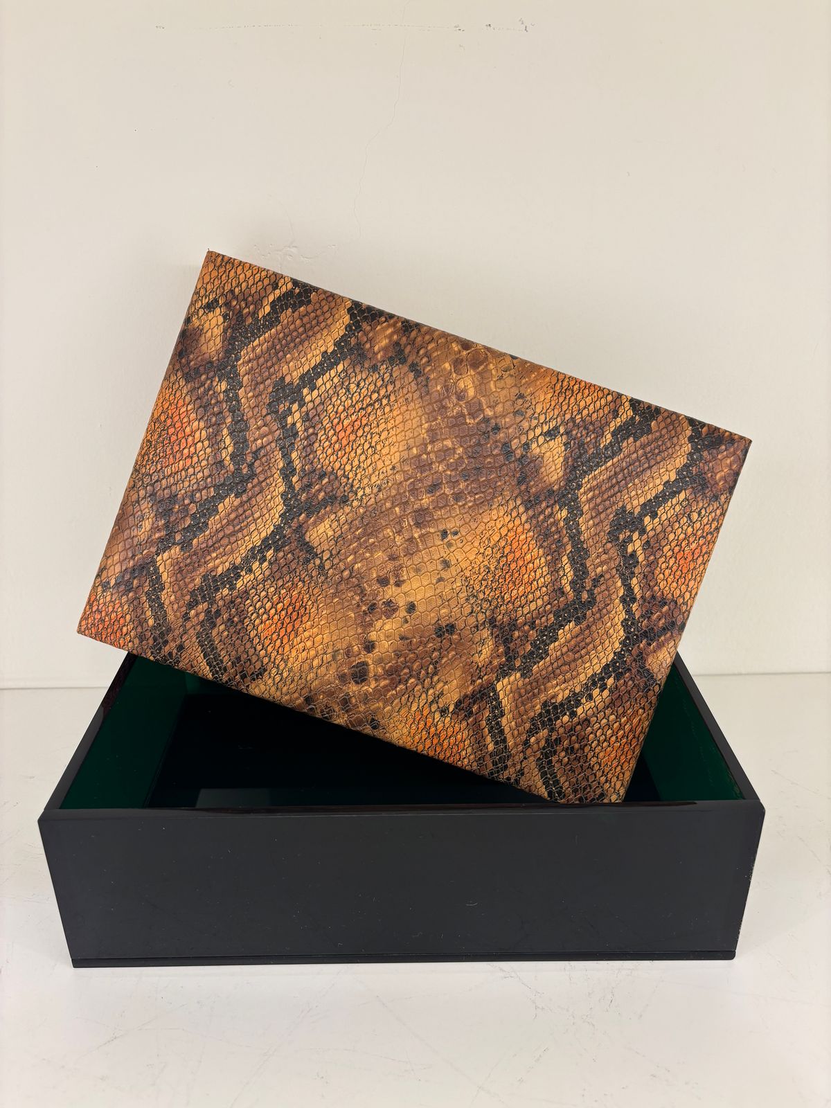 CAJA + TAPA VERDE ACRILICO