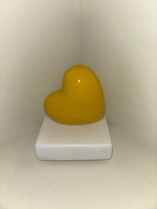 corazon individual con base de marmol