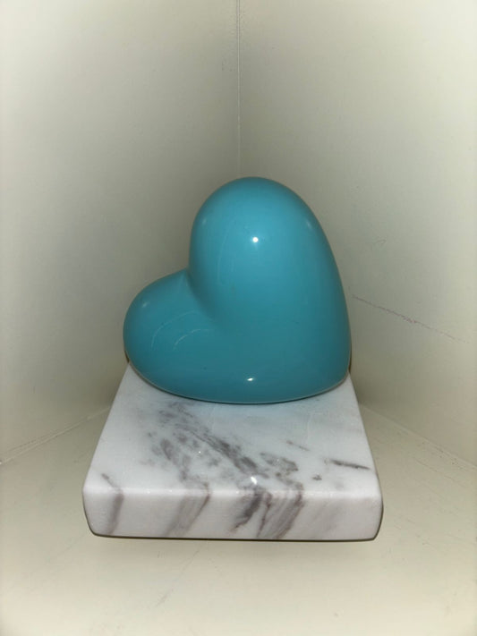 corazon individual con base de marmol