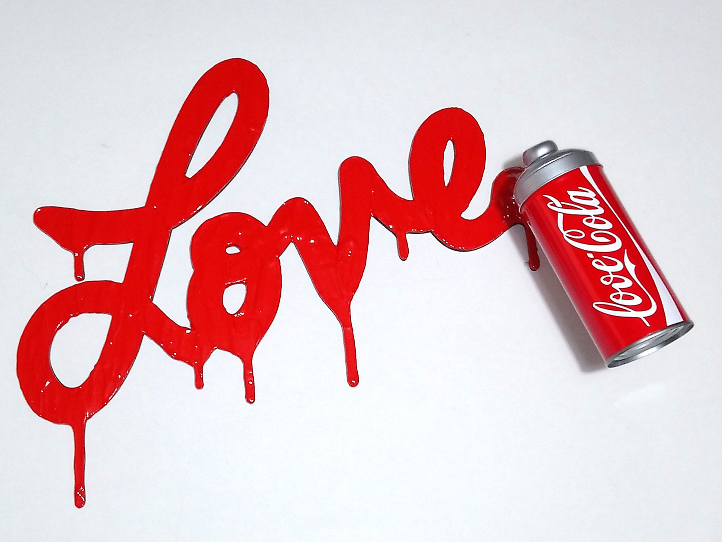 ESCULTURA GRAFFITi LOVE ROJO